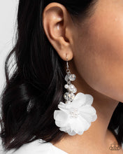 Load image into Gallery viewer, Paparazzi - Fashionable Flower Girl - White