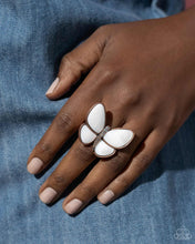 Load image into Gallery viewer, Paparazzi - Aerial Admiration - Copper