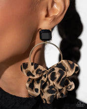Load image into Gallery viewer, Paparazzi - Charming Cheetah - Gold