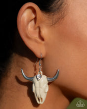 Load image into Gallery viewer, Paparazzi - Southwestern Skull - White