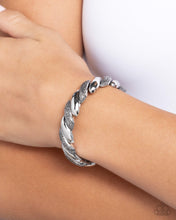 Load image into Gallery viewer, Paparazzi - Captivating Curls - Silver