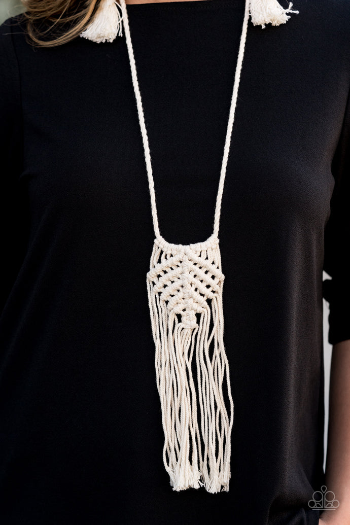 Paparazzi - Macrame Mantra - White