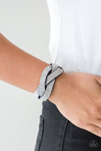 Load image into Gallery viewer, Paparazzi - Nice Girls Finish Last