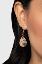 Load image into Gallery viewer, Paparazzi - Totem Trek - Gold