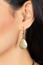 Load image into Gallery viewer, Paparazzi - Totem Trek - Brass