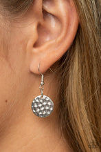 Load image into Gallery viewer, Paparazzi - Rural Reflex - Green