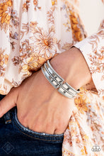 Load image into Gallery viewer, Paparazzi - 2022 October Simply Santa Fe - Fashion Fix