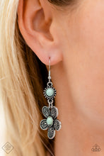 Load image into Gallery viewer, Paparazzi - 2022 November Simply Santa Fe - Fashion Fix