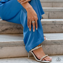 Load image into Gallery viewer, Paparazzi - Sizzling Shimmer - Multi