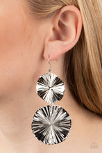 Load image into Gallery viewer, Paparazzi - In Your Wildest FAN-tasy - Silver