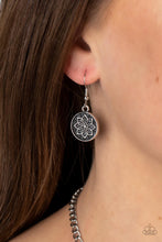 Load image into Gallery viewer, Paparazzi - Western Zen - Red