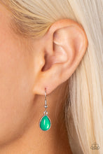 Load image into Gallery viewer, Paparazzi - Keeps GLOWING and GLOWING - Green