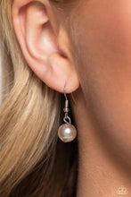 Load image into Gallery viewer, Paparazzi - Manhattan Mogul - Multi