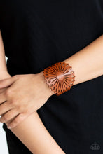 Load image into Gallery viewer, Paparazzi - Wildflower Garden - Brown