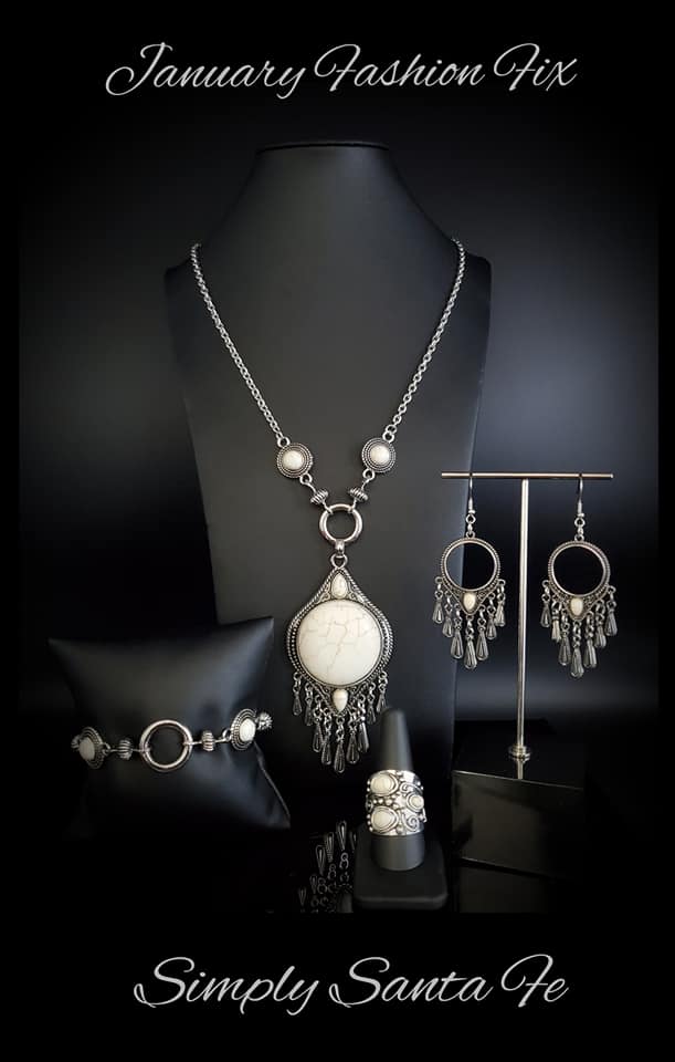 Paparazzi - 2021 January Simply Santa Fe - Fashion Fix