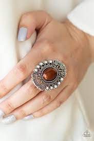 Paparazzi - Radiantly Regal - Brown