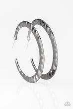 Load image into Gallery viewer, Paparazzi - Slayers Gonna Slay - Black